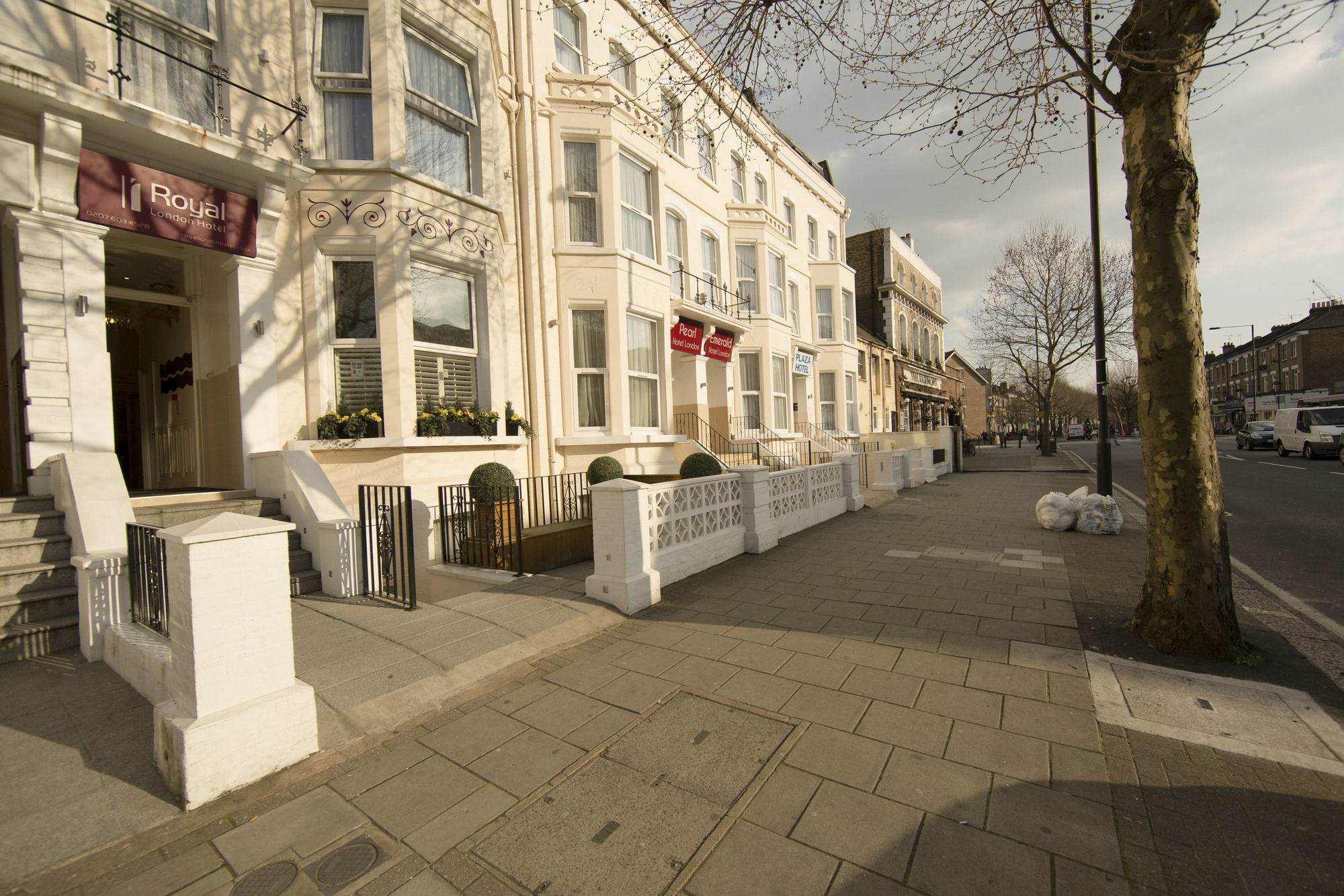 Royal London Hotel By Saba Dış mekan fotoğraf